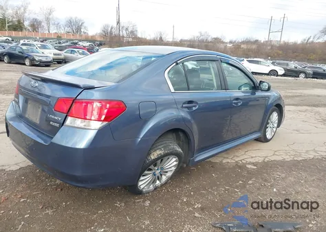 2013 Subaru Legacy 2.5I Premium из США, поврежденный, VIN 4S3BMBC68D3045751